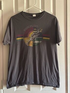 Pink Floyd Charcoal Graphic Short Sleeve Tee with Multicolor Print